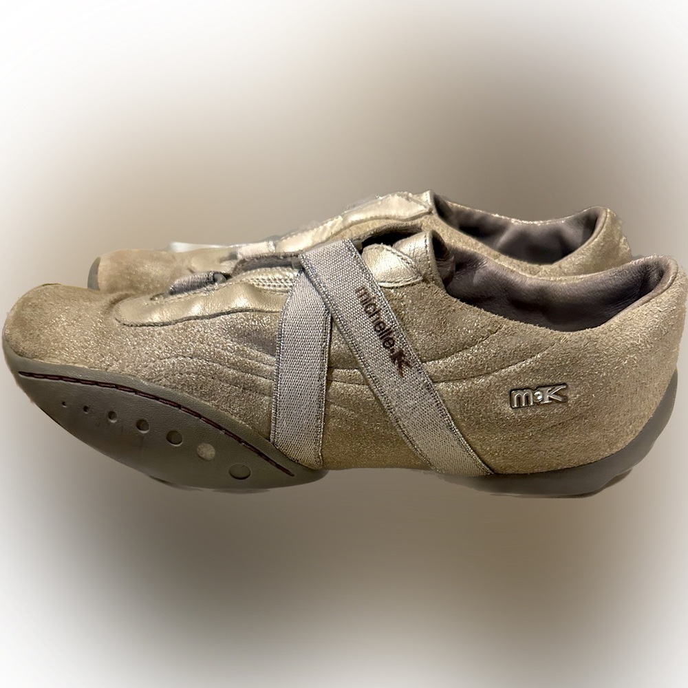 Michelle K Leather gold gray casual athletic walk slip on no lace SN 32075 SZ 7